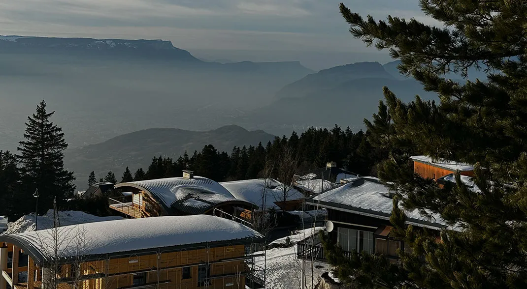 groomi-header-voyageurs-montagne